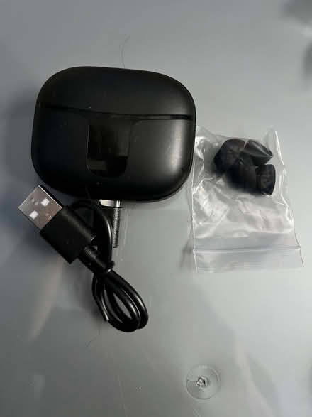 Photo of free Bluetooth Earbuds (Ballynafoy BT6) #2