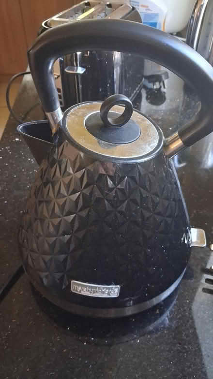 Photo of free Kettle And Toaster (Saltaire BD18) #1