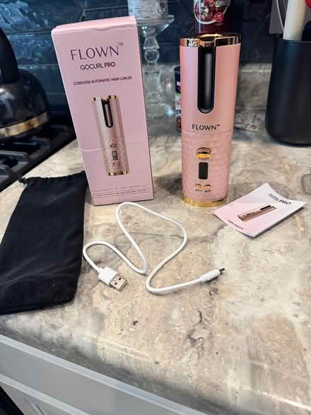 Photo of free Go Curl Pro curler by Flown (Family Express, Chesterton, IN) #1