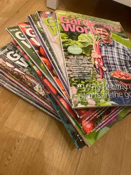 Photo of free Gardeners’ world magazines (Diglis WR5) #1