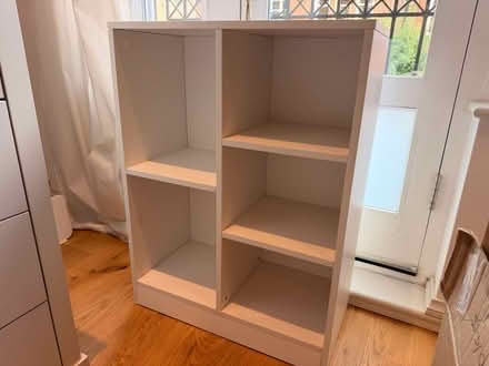 Photo of free Small shelf (Highbury N5) #2