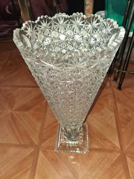 Photo of free A Vase as Heavy As... 10031 (Hamilton Heights 10031) #3