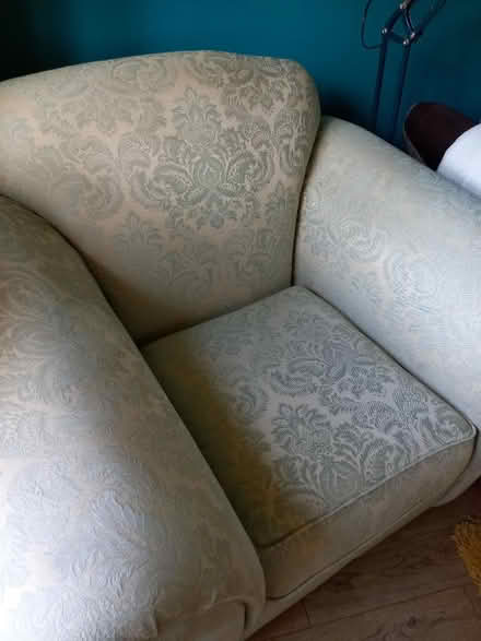 Photo of free Patterned 1 seat chair (Market Deeping PE6) #3