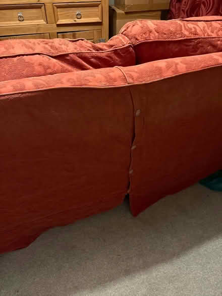 Photo of free Sofa (Trumpsgreen GU25) #1