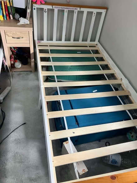 Photo of free 2 single kids bed with mattress they are in good condition (Colchester CO1) #1