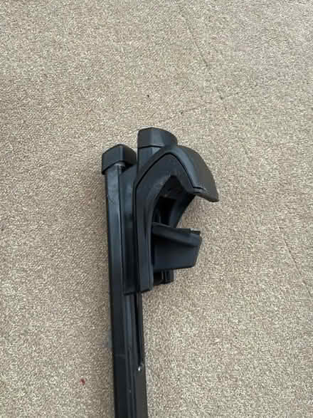 Photo of free Lockable roof rack (Salfords, Redhill, RH1) #4