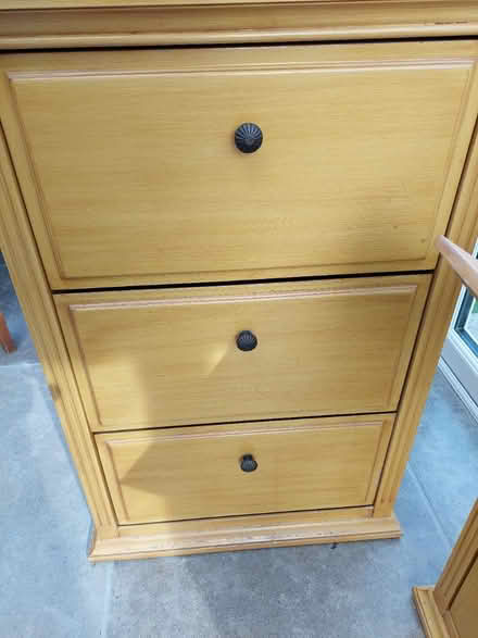 Photo of free 4 storage units (Waterlooville PO7) #1