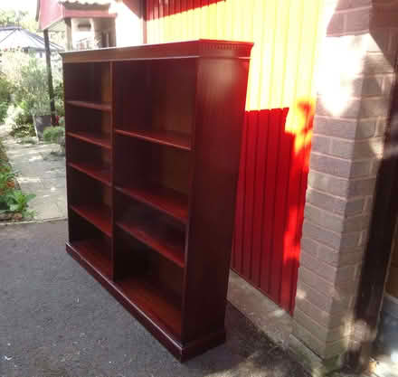 Photo of free Vintage Reproduction Antique Mahogany Adjustable Bookcase (Royal Wootton Bassett SN4) #2