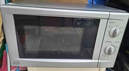 Photo of free Microwave (Rowley Regis B65) #1