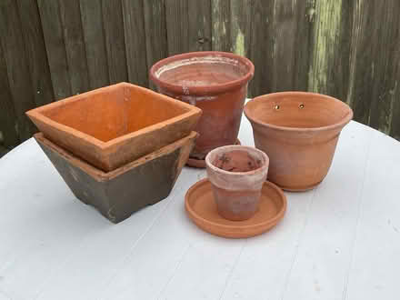 Photo of free Small terracotta pots (Crowborough TN6 Pleasant View) #1