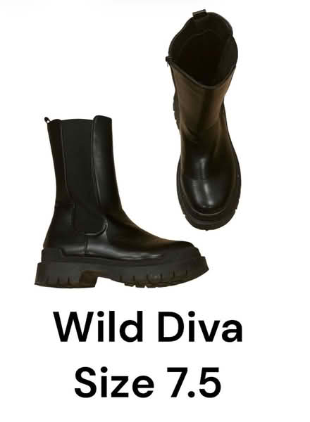 Photo of free Wild Diva Woman’s Boots (Brooklyn Storage) #1