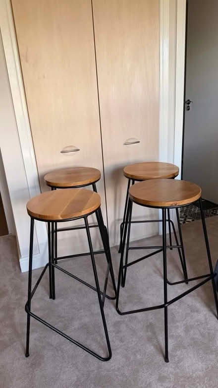 Photo of free 4 bar stools (Leighton Buzzard LU7) #4