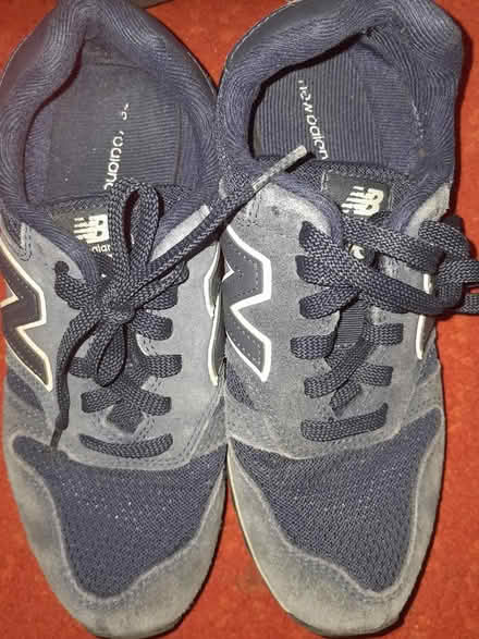Photo of free New Balance trainers Size 5 (Hemel Hempstead HP2) #1