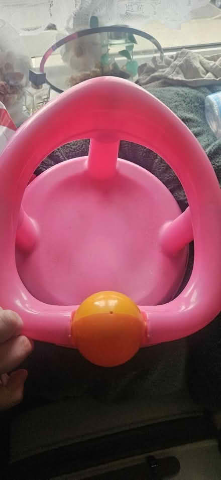 Photo of free Baby bath seat (Wd186xl) #1