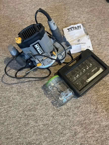 Photo of free TITAN TTB883ROU electric router (Lambeth SE11) #1