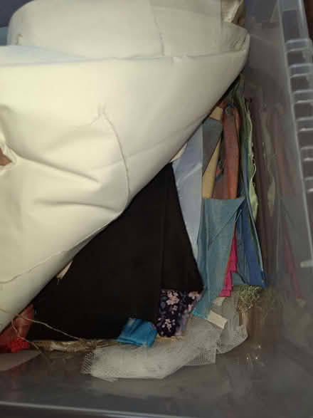 Photo of free Box of fabric pieces (Stockethill AB16) #2