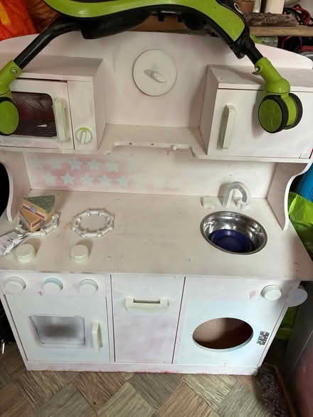 Photo of free Wooden play kitchen (PO5 2, southsea) #4