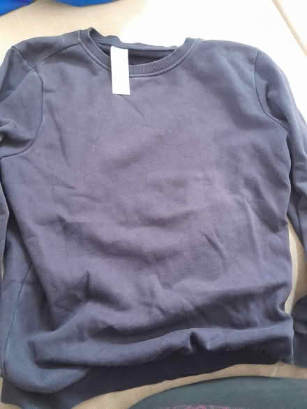 Photo of free Blue Navy jumper size 11-12y (Hemel Hempstead HP2) #1