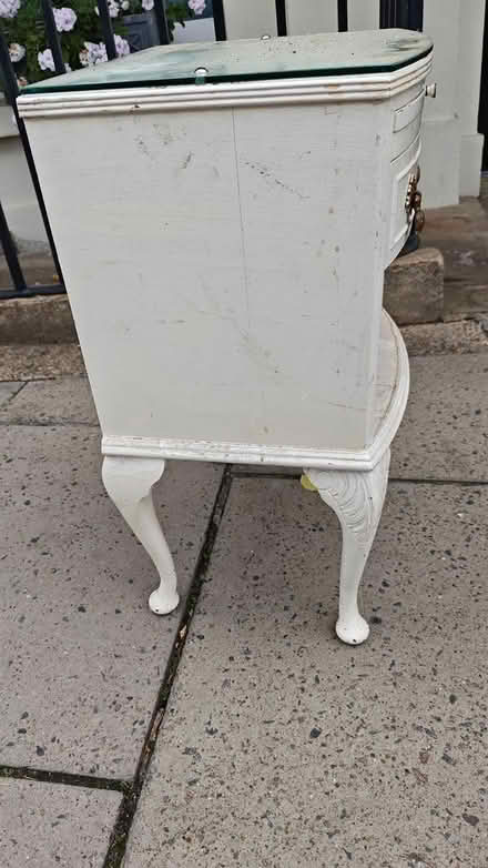 Photo of free Bedside table? (Old Isleworth TW7) #4
