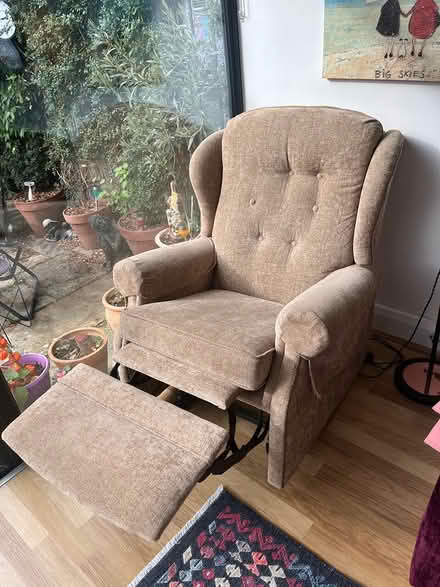 Photo of free Recliner (Dublin south) #2