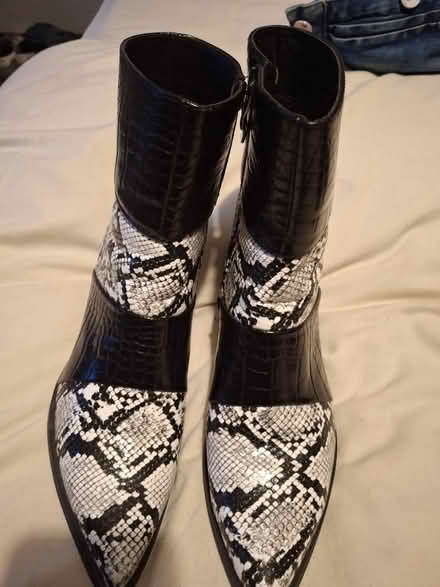 Photo of free Boots Size 5 (M32 Stretford) #1