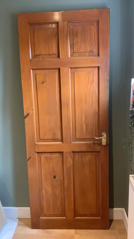 Photo of free 2 x interior doors (Ealing W5) #4