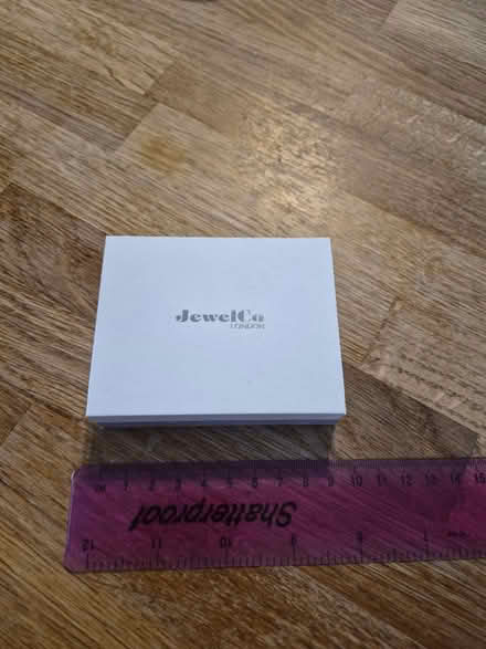 Photo of free Small jewellery gift box (Tilehurst RG30) #4