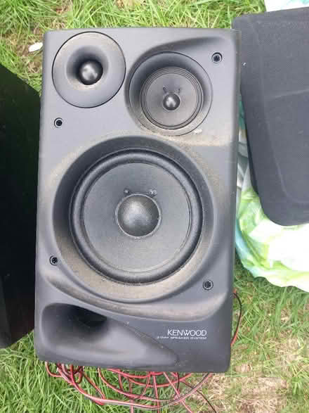 Photo of free Speakers 60w pair (Rose Hill OX4) #2