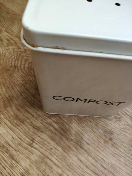 Photo of free Compost caddy (Jericho OX2) #2