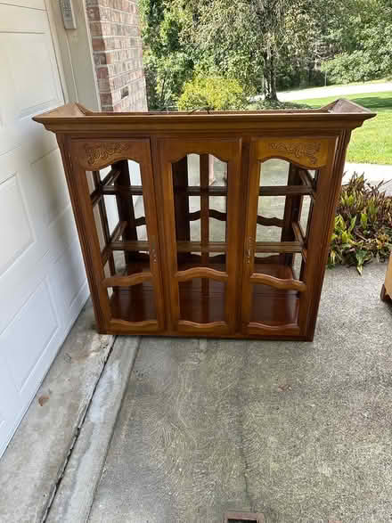 Photo of free China closet (Franklin Estates, Murrysville) #1