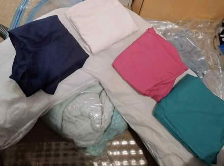 Photo of free V shaped pillow with pillow cases (Holmewood S42) #2
