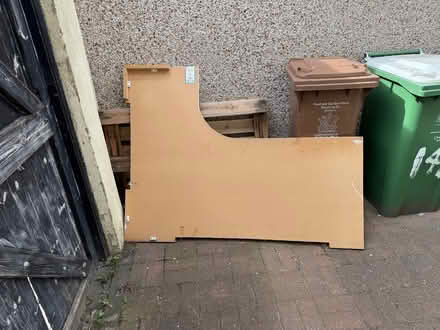 Photo of free Big MDF board and a palette (Welling DA16) #1