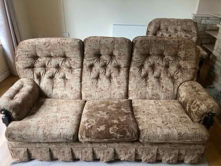 Photo of free 3 piece sofa suite (Ardvarna, Oughterard) #1