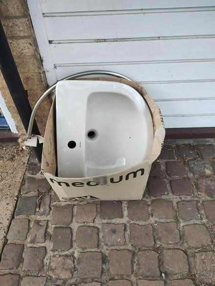 Photo of free as new wash basin (norwich) #2