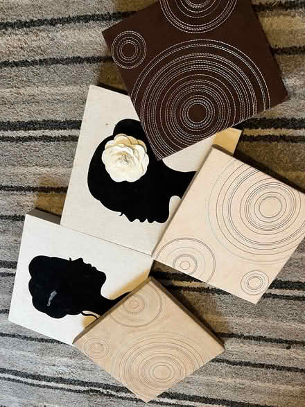 Photo of free Decorative canvas wall art. Frames (Manchester OL9) #1