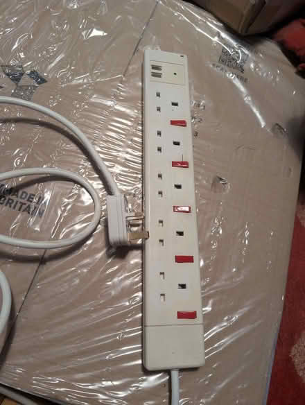Photo of free 6 socket extension cable (Highbury Barn N5) #1