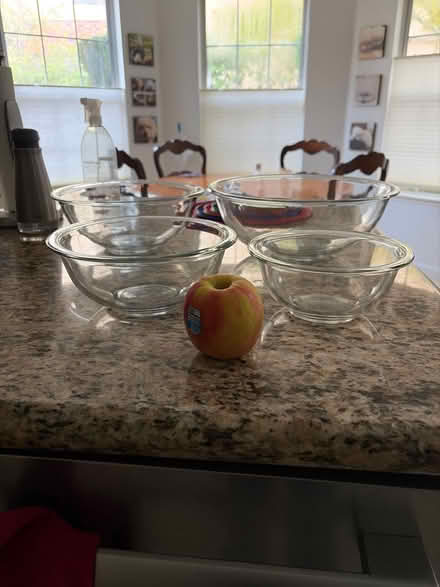 Photo of free Glass bowls (kitchenware) (Cuernavaca) #3