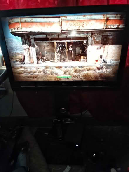 Photo of free LG 42" TV big stand and remote (home NG10) #2