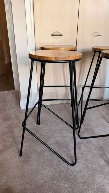 Photo of free 4 bar stools (Leighton Buzzard LU7) #3