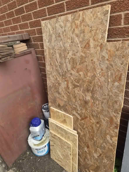 Photo of free Wood ,plasterboard & ply (Branston DE14) #4