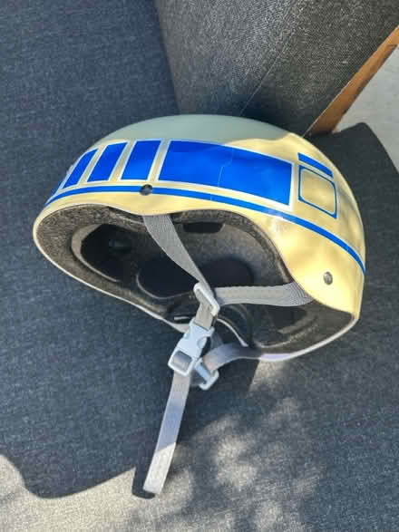 Photo of free R2-D2 kids bike helmet (Oakland) #2
