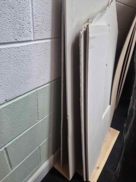 Photo of free Wood ,plasterboard & ply (Branston DE14) #2