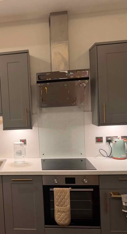 Photo of free Glass kitchen splash back (Lark lane L17) #2