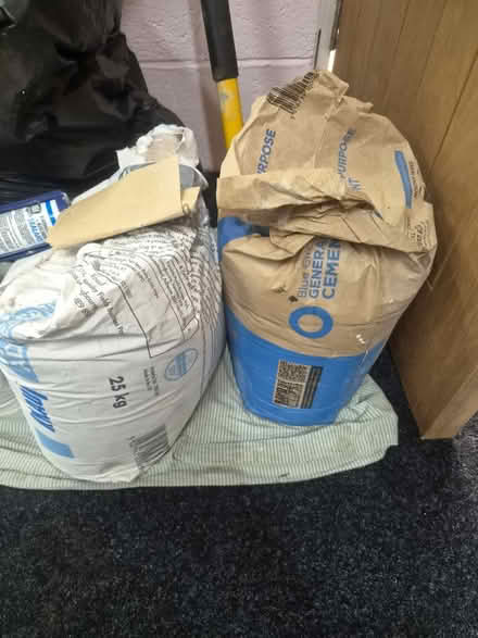 Photo of free Wood ,plasterboard & ply (Branston DE14) #3