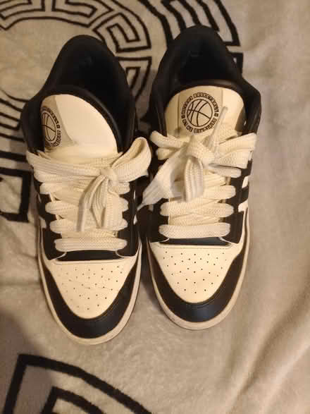 Photo of free Adidas trainers (South ockendon RM15) #3