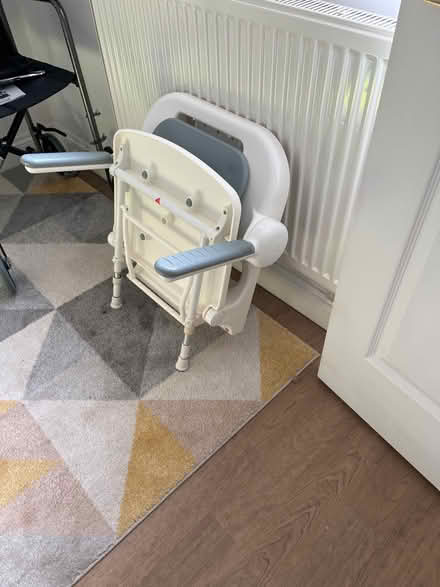 Photo of free Shower seat (Barton le clay MK45) #1