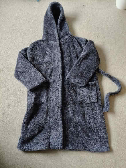 Photo of free Men's dressing gown, size medium (Alcester Lanes End B14) #1