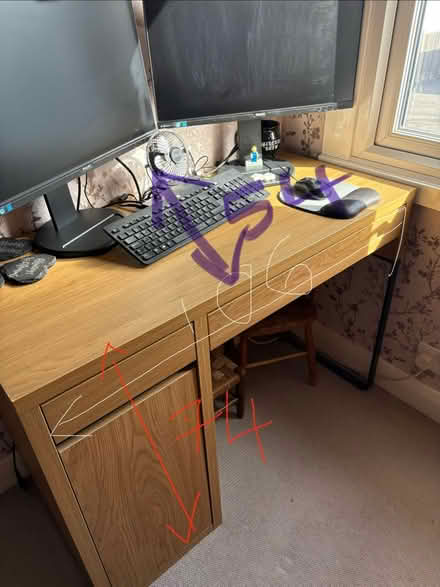 Photo of free Lovely Ikea desk (Caterham CR3) #1