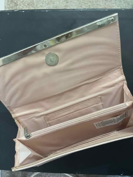 Photo of free Light Pink Purse (Hanley ST1) #2