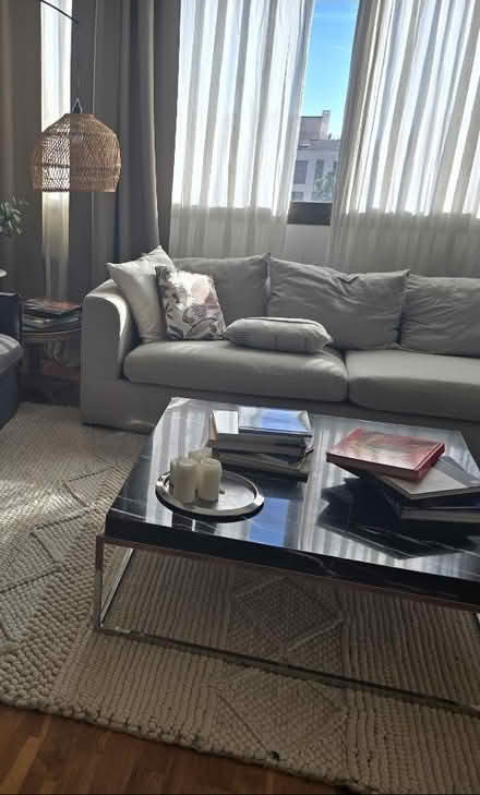 Photo of free Wool carpet (Sw7 5qx) #1